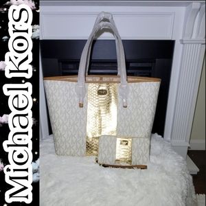 Michael Kors Jet Set Tote